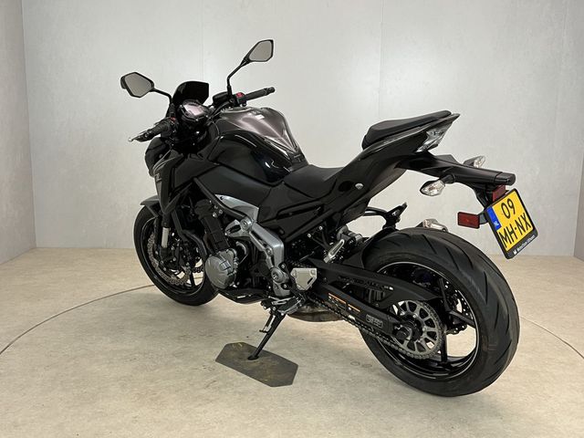 kawasaki - z900