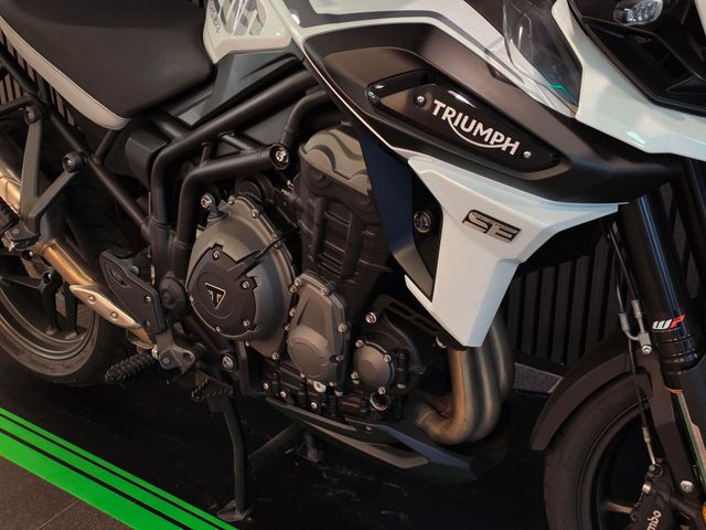 triumph - tiger-1200-alpine-edition