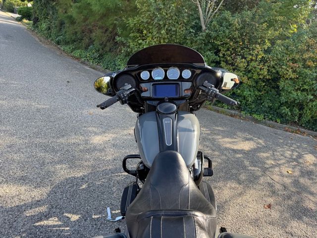 harley-davidson - street-glide