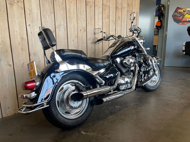 suzuki - vl-1500-lc-intruder
