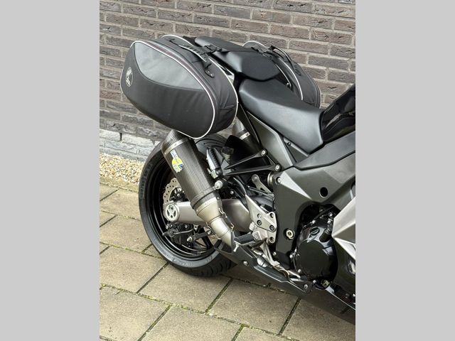 kawasaki - z-1000-sx-abs
