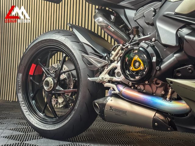 ducati - streetfighter-v2