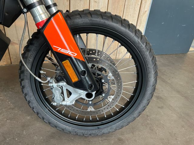 ktm - 790-adventure-r