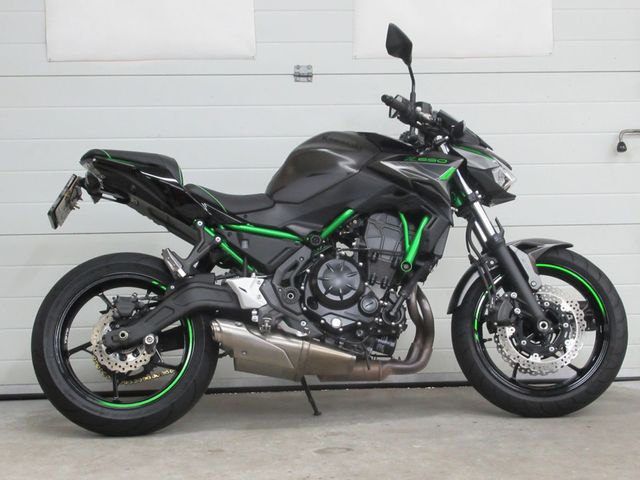 kawasaki - z650