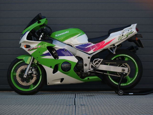 kawasaki - ninja-zx-6r