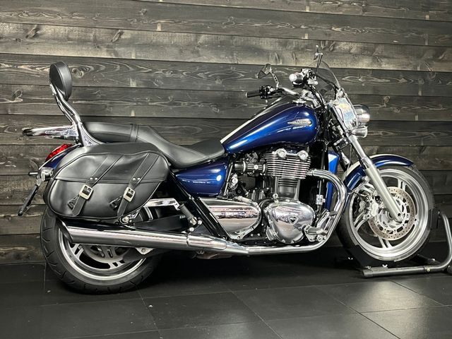 triumph - thunderbird