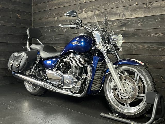 triumph - thunderbird