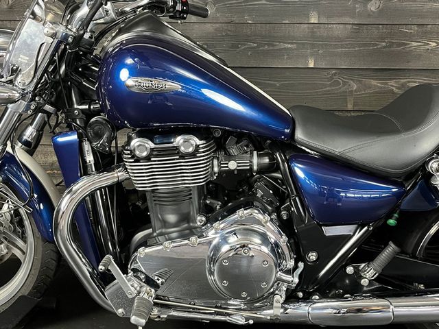triumph - thunderbird
