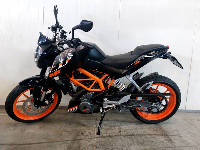 ktm - 390-duke-abs