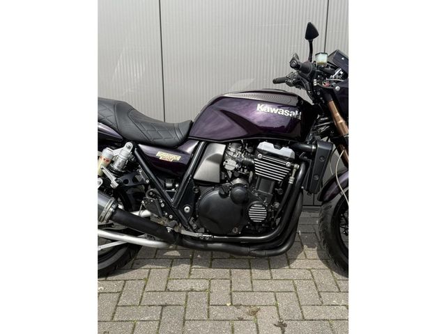 kawasaki - zrx-1100