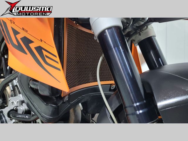 ktm - 990-super-duke