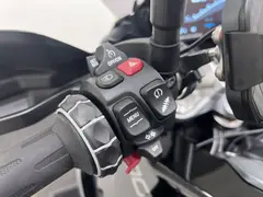 BMW F 900 XR Triple Black, Full Option, Zijkoffers (soft) 2024 occasion – foto 7 van 18