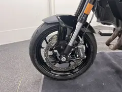 BMW F 900 XR Triple Black, Full Option, Zijkoffers (soft) 2024 occasion – foto 11 van 18