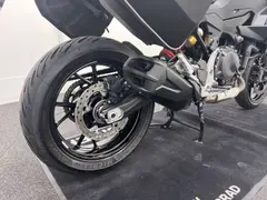 BMW F 900 XR Triple Black, Full Option, Zijkoffers (soft) 2024 occasion – foto 17 van 18