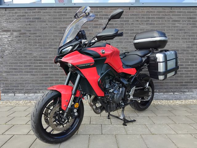 yamaha - tracer-9