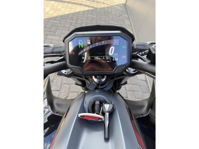 kawasaki - z650