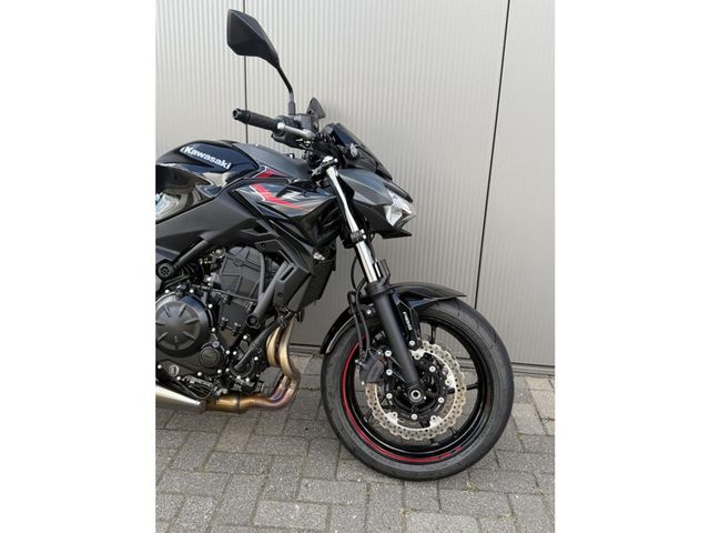 kawasaki - z650