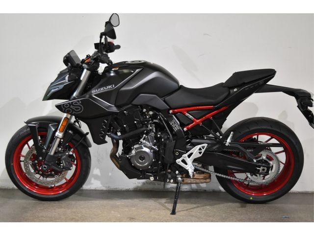 suzuki - gsx-8s