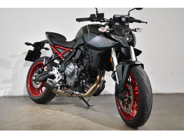 suzuki - gsx-8s