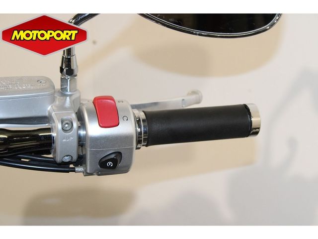 suzuki - m-1800-r-intruder