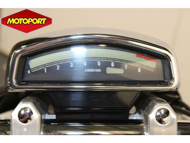 suzuki - m-1800-r-intruder