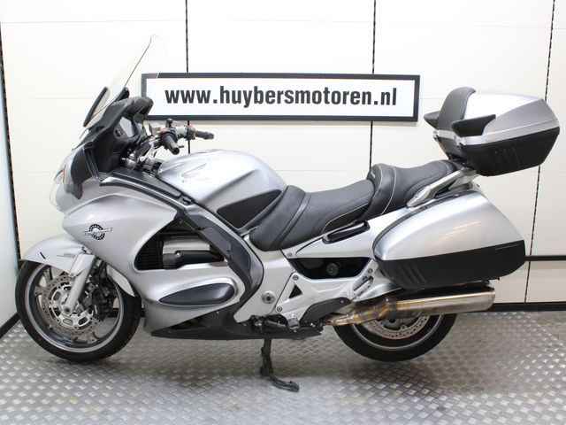 honda - st-1300-pan-european-abs