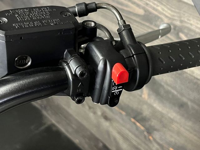 moto-guzzi - griso-1200-8v