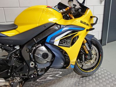 SUZUKI GSX-R 1000 ABS – foto 4