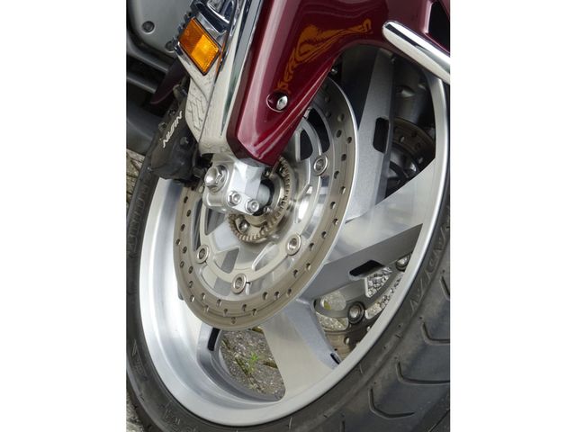 honda - gl-1800-goldwing
