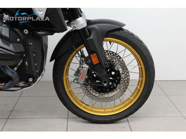 bmw - r-1300-gs