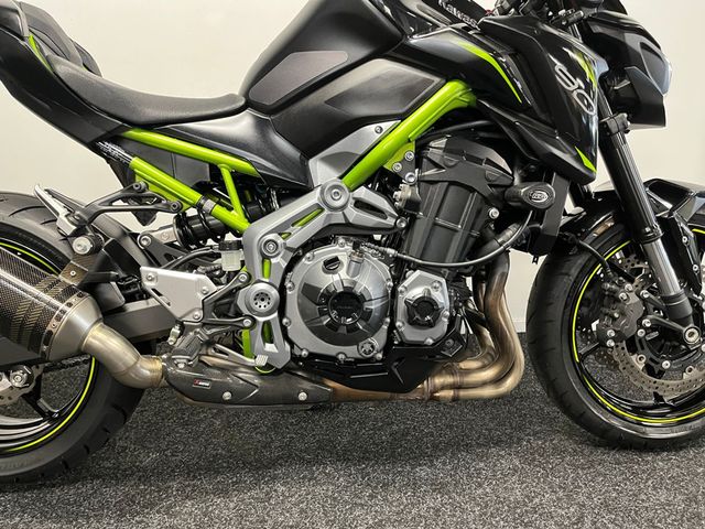kawasaki - z900