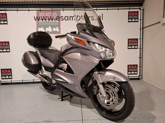 honda - st-1300-pan-european