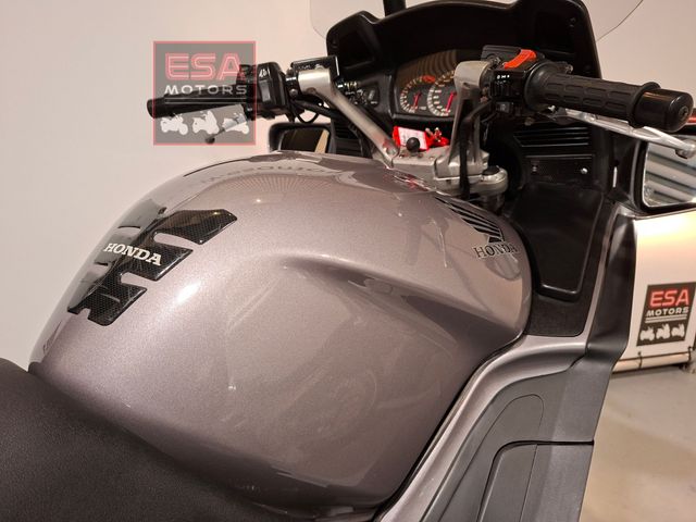 honda - st-1300-pan-european