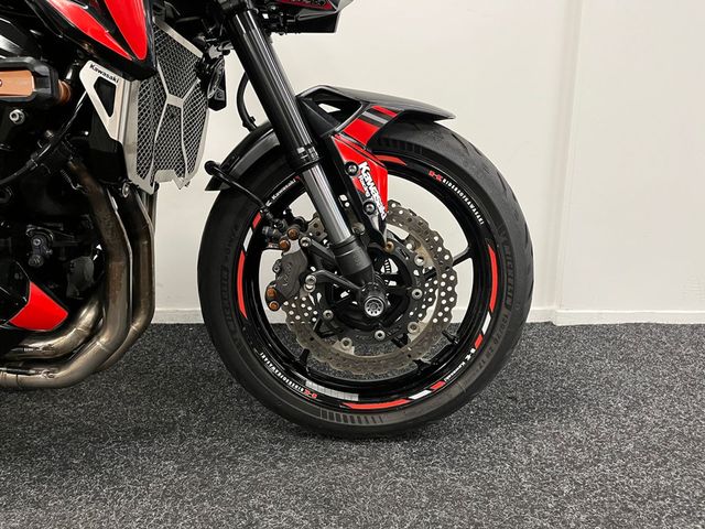 kawasaki - z900