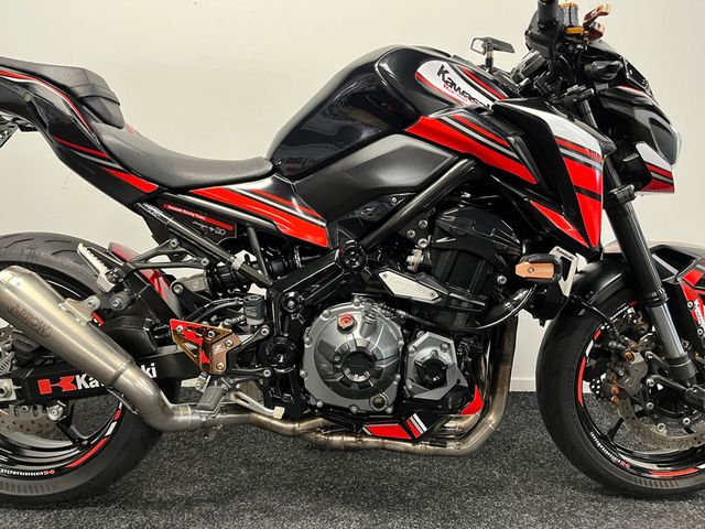 kawasaki - z900