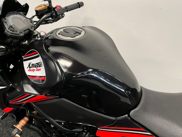 kawasaki - z900