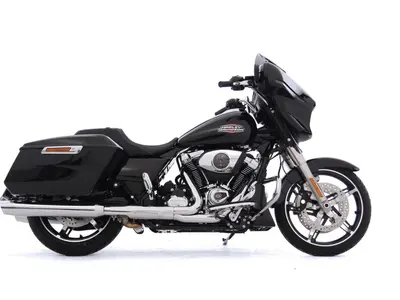 HARLEY-DAVIDSON STREET GLIDE FLHX – foto 2