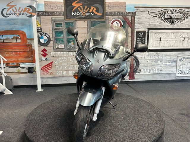 yamaha - fjr-1300