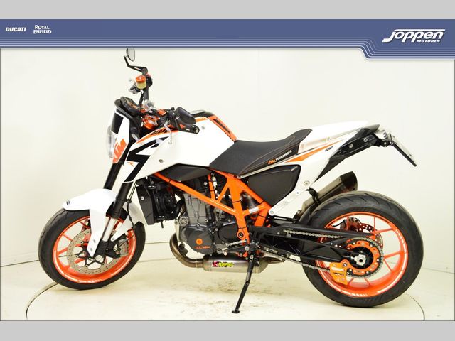 ktm - 690-duke-r