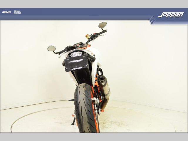 ktm - 690-duke-r