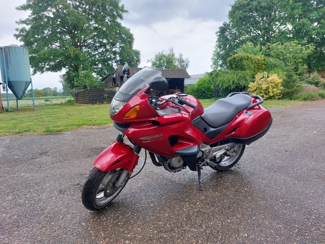 honda - nt-650-v-deauville