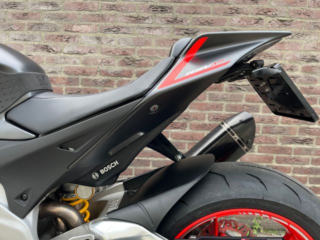 aprilia - rsv-4-1000-rr