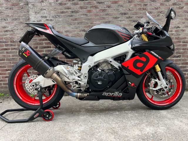 aprilia - rsv-4-1000-rr