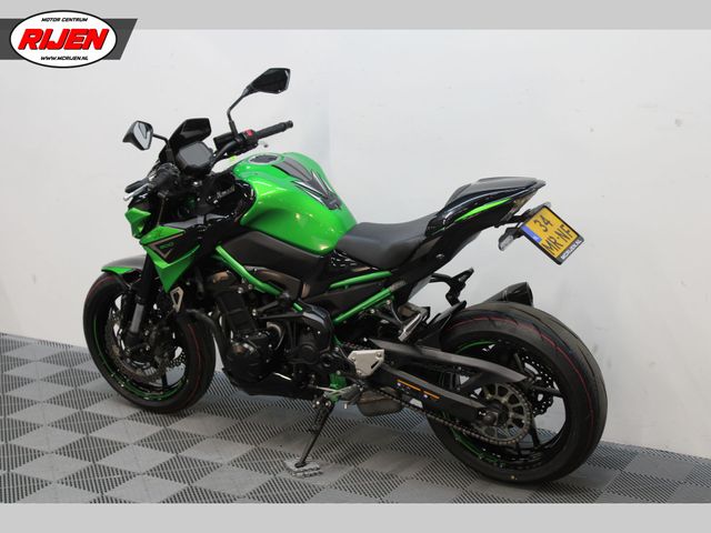 kawasaki - z900-performance