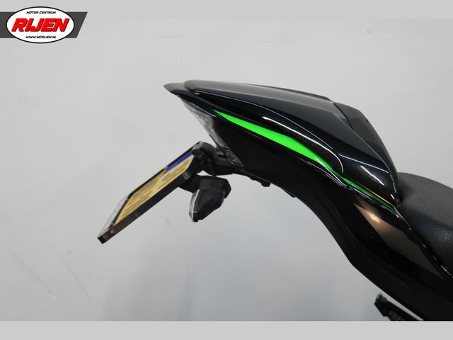 kawasaki - z900-performance