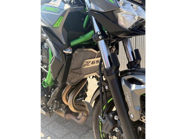 kawasaki - z650