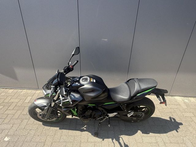 kawasaki - z650