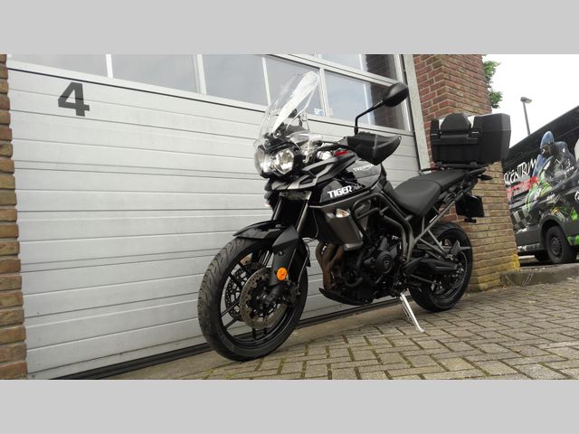 triumph - tiger-800-xr