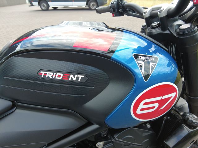 triumph - trident-660-triple-tribute-edition
