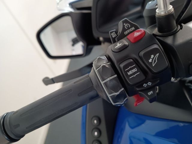 bmw - r-1250-rt